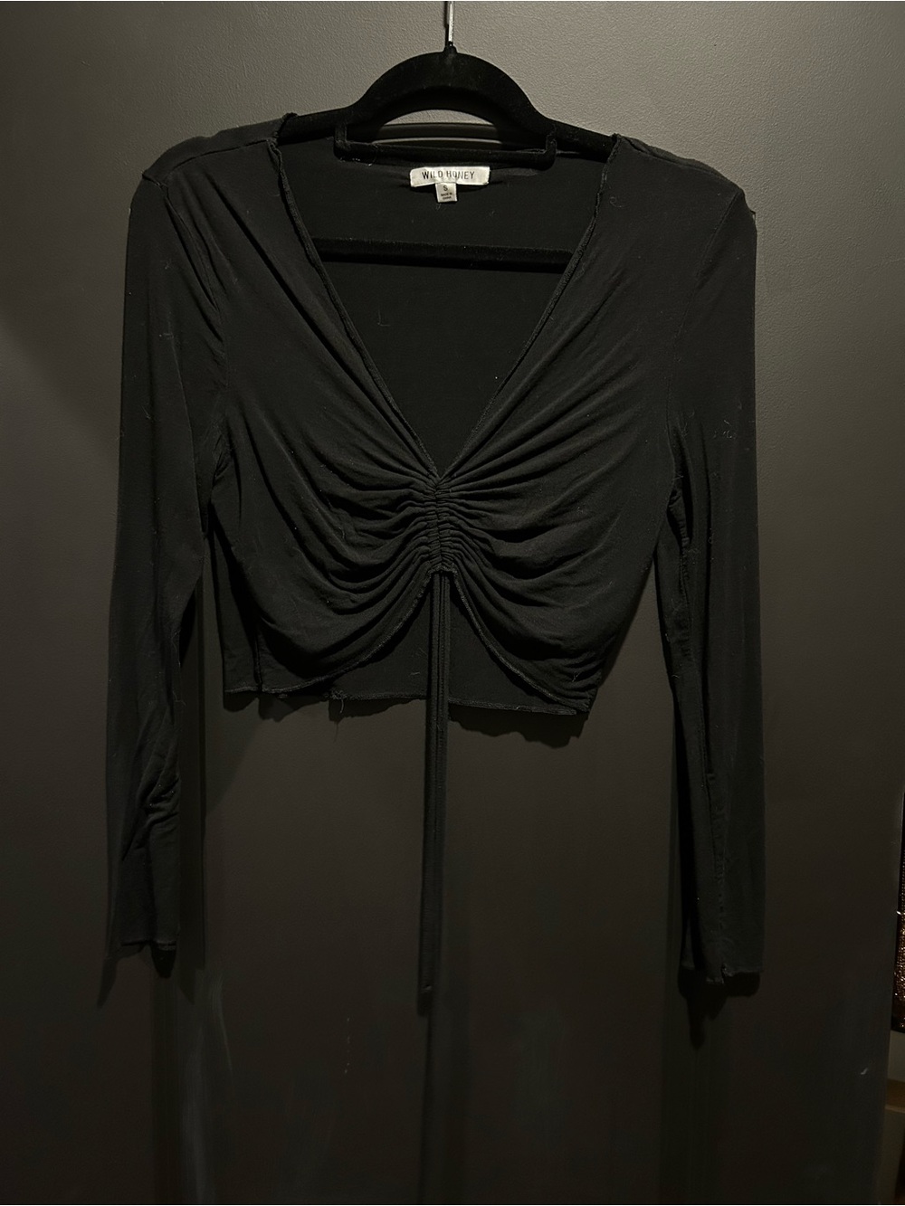 Wilfred Black Long-Sleeve Ruched Tie-Front Crop Top
